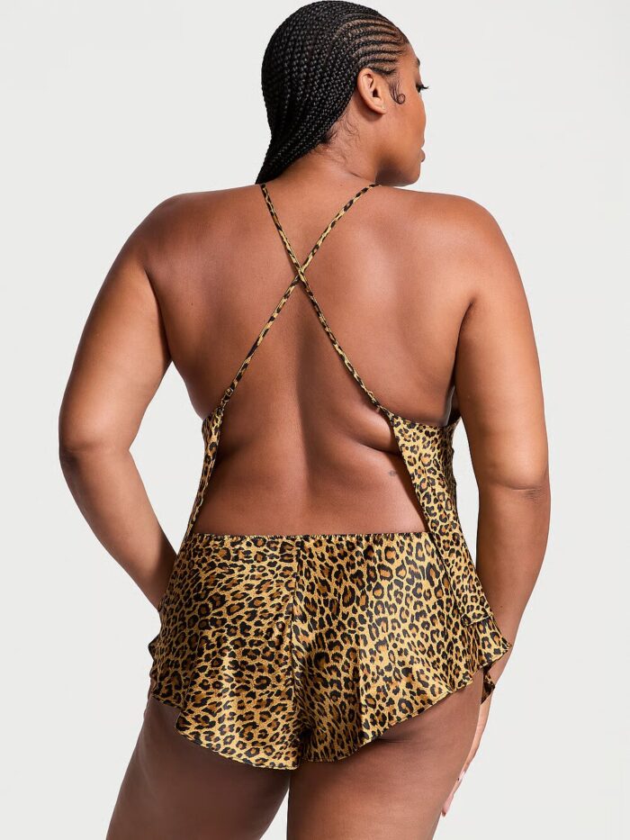 Комплект для сну Victoria's Secret Satin Open-Back Cami & Shorts Set — изображение 3