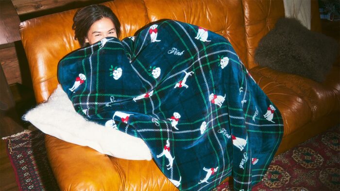 Теплий плед із логотипом Victoria's Secret Flannel Blanket - Зображення 2