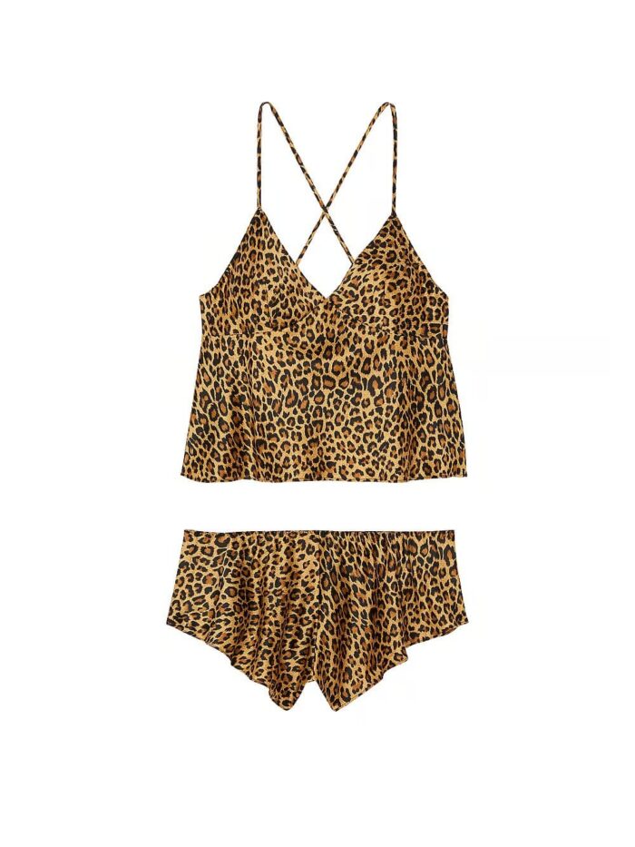 Комплект для сну Victoria's Secret Satin Open-Back Cami & Shorts Set — изображение 1