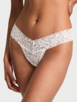 Мереживні трусики тонг Victoria's Secret Lace Thong Panty