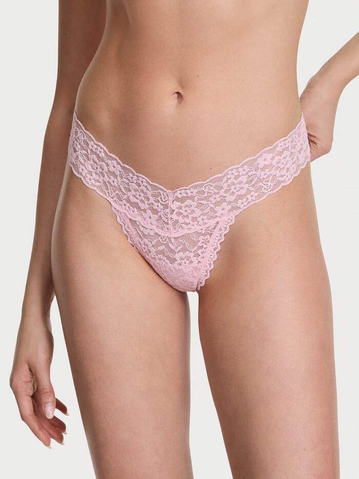 Мереживні трусики тонг Victoria's Secret Lace Thong Panty - Зображення 1